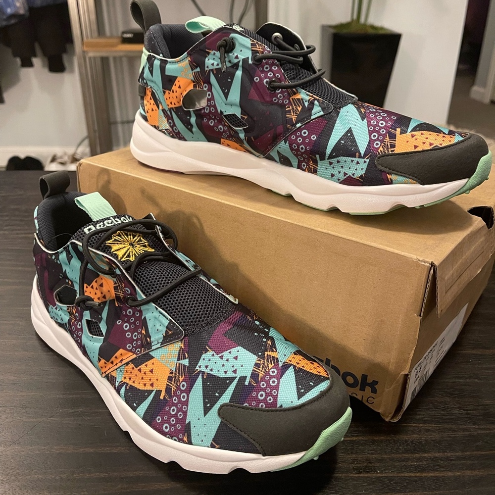 Reebok Classic Furylite Graphic Men’s 9.5